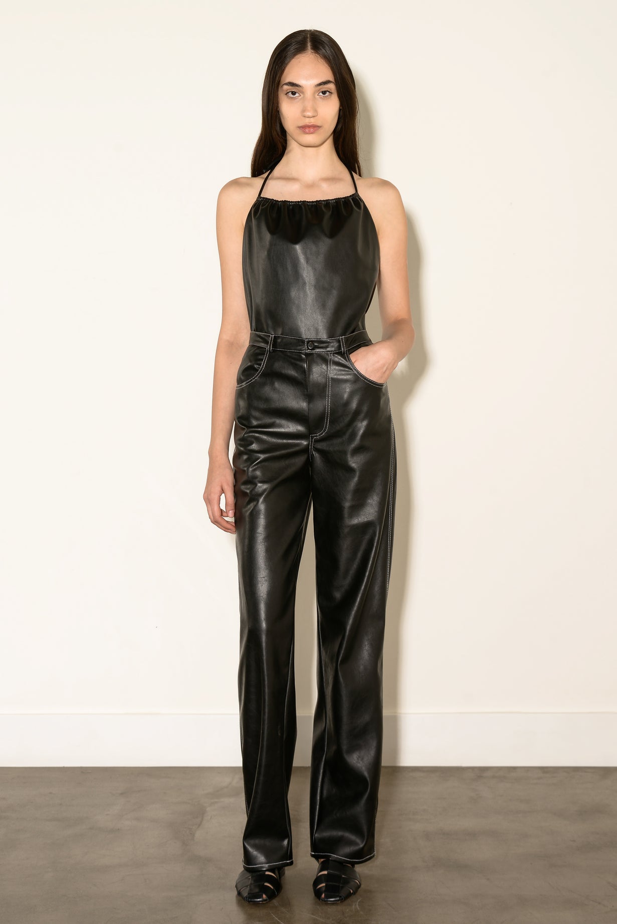 ASS22-N14-PABKWT_A DENIM STYLE BLACK VEGAN LEATHER PANTS WITH WITH STICHES,LEATHER PANTS WITH WITH STICHES,BLACK VEGAN LEATHER PANTS WITH WITH STICHES